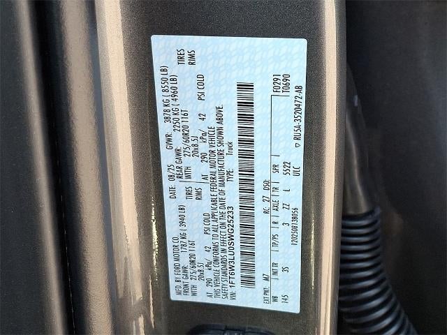 2025 Ford F-150 Lightning Flash