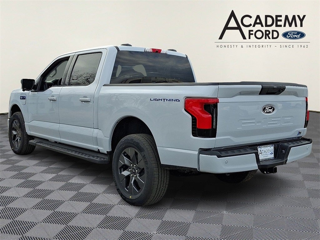 2025 Ford F-150 Lightning Flash