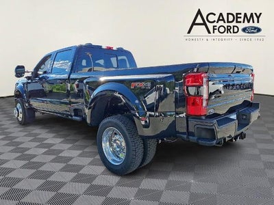 2026 Ford Super Duty F-450® Platinum®
