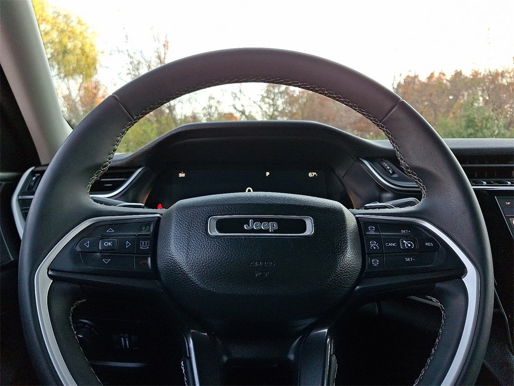 2023 Jeep Grand Cherokee L Laredo