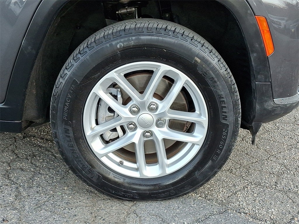 2023 Jeep Grand Cherokee L Laredo