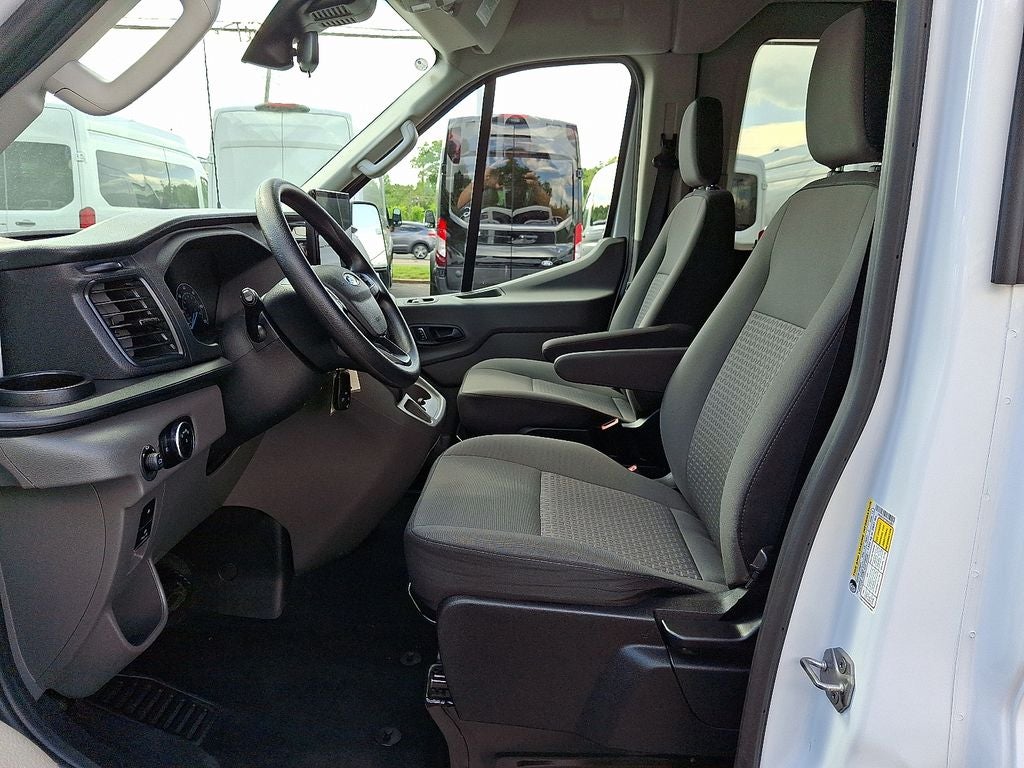 2024 Ford Transit-350 XLT