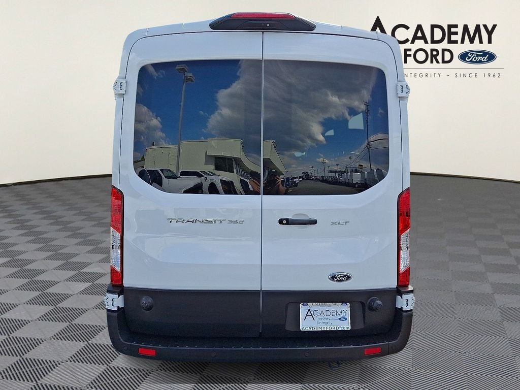 2024 Ford Transit-350 XLT