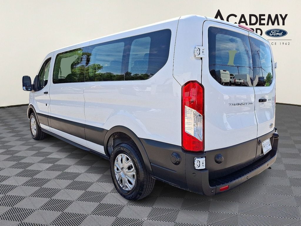 2024 Ford Transit-350 XLT
