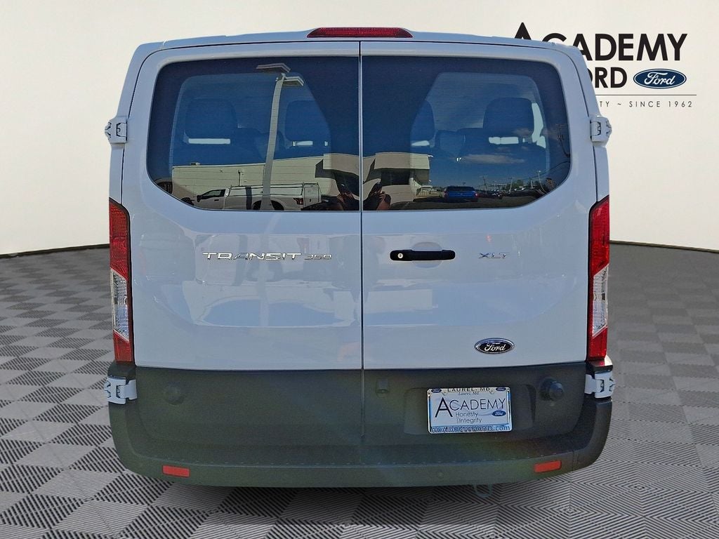 2024 Ford Transit-350 XLT