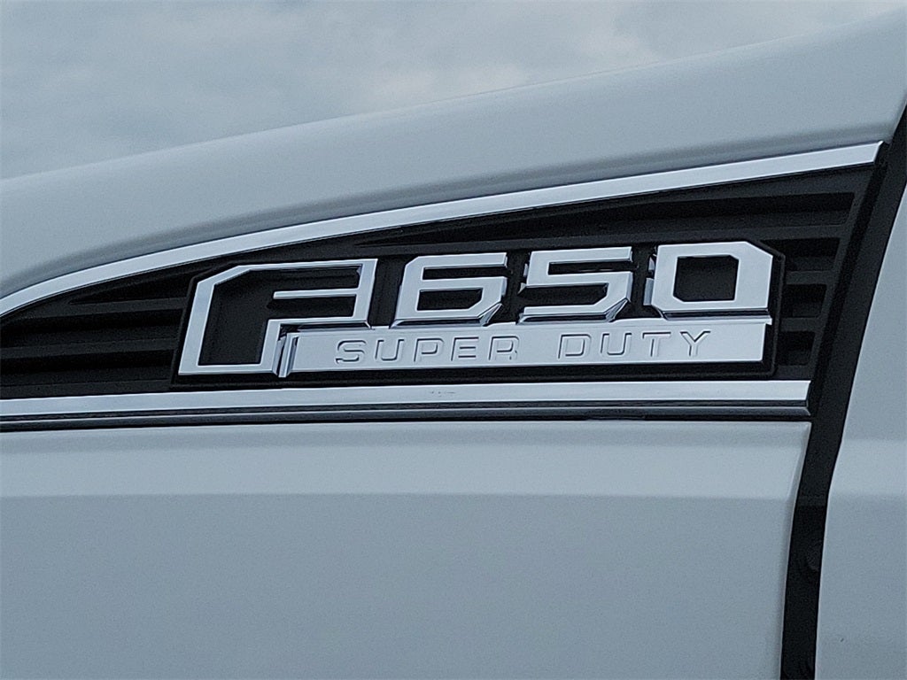 2025 Ford F-650SD Base