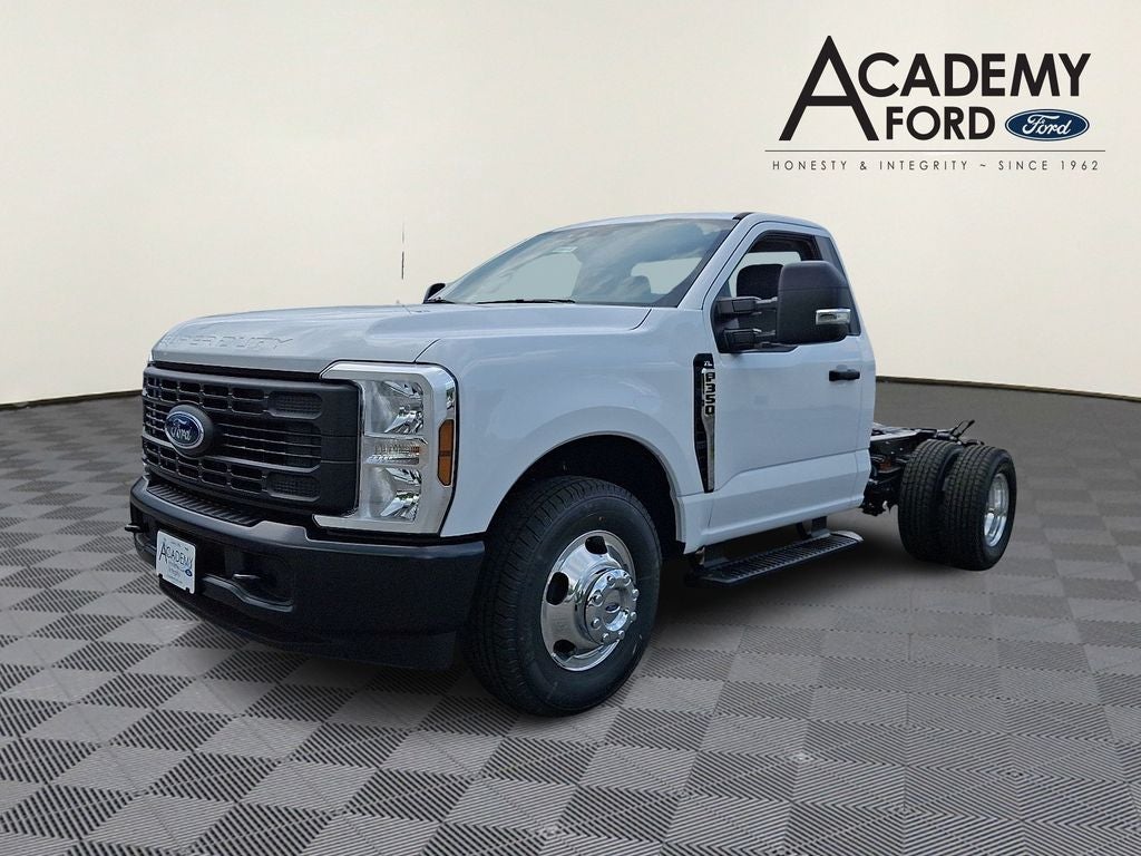 2026 Ford F-350SD DRW