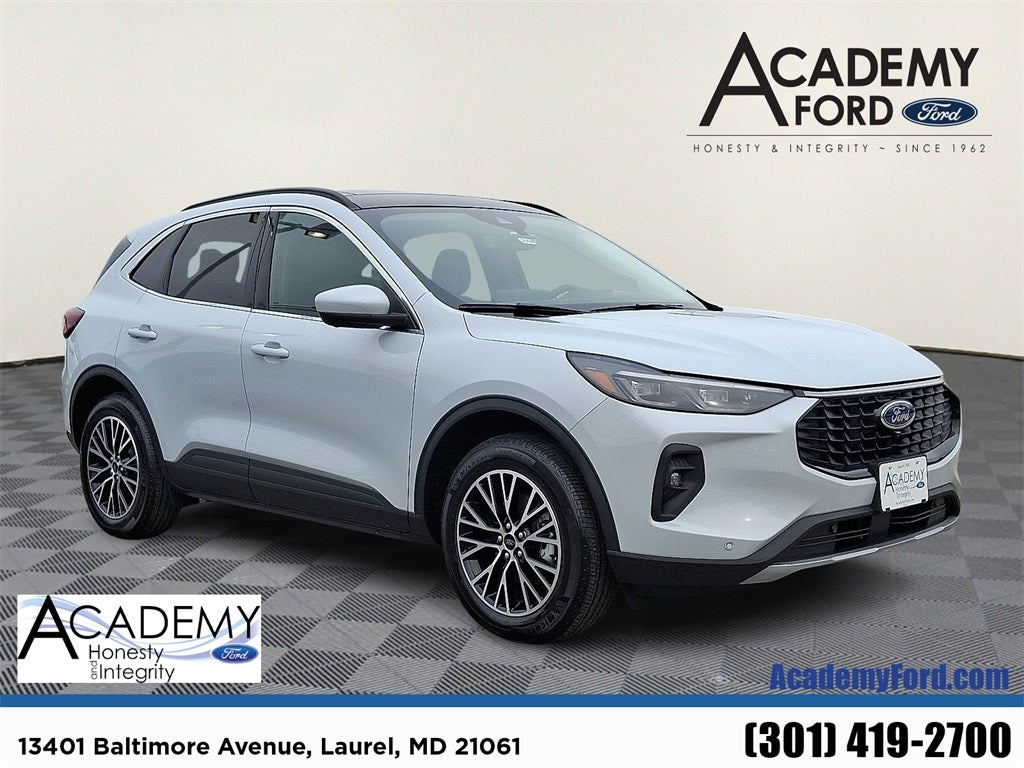 2025 Ford Escape Plug-In Hybrid Base