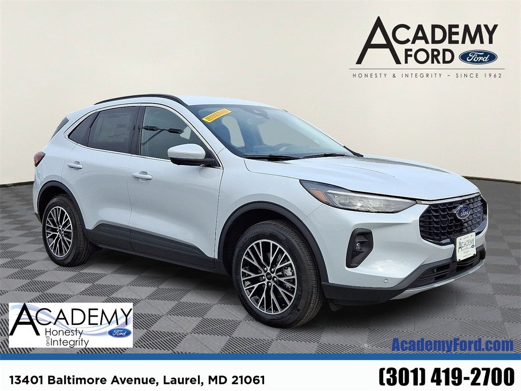 2025 Ford Escape Plug-In Hybrid Base