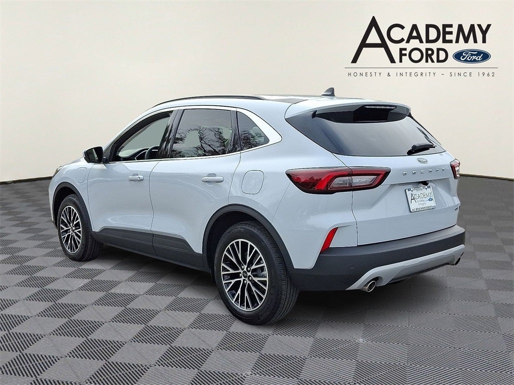 2025 Ford Escape Plug-In Hybrid Base