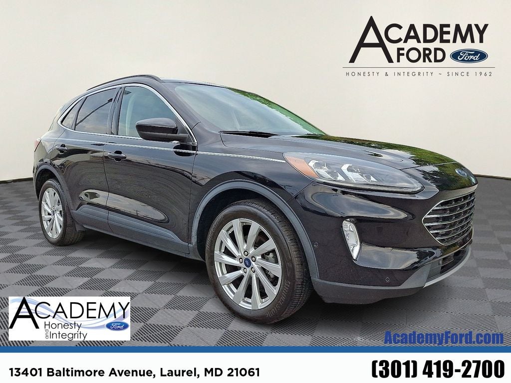 2022 Ford Escape Titanium