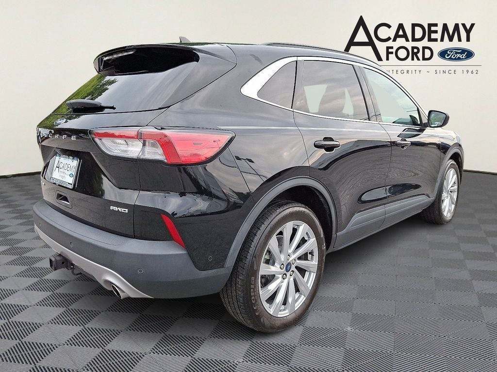 2022 Ford Escape Titanium