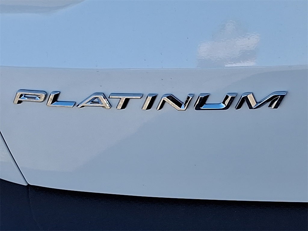 2025 Ford Escape Hybrid Platinum
