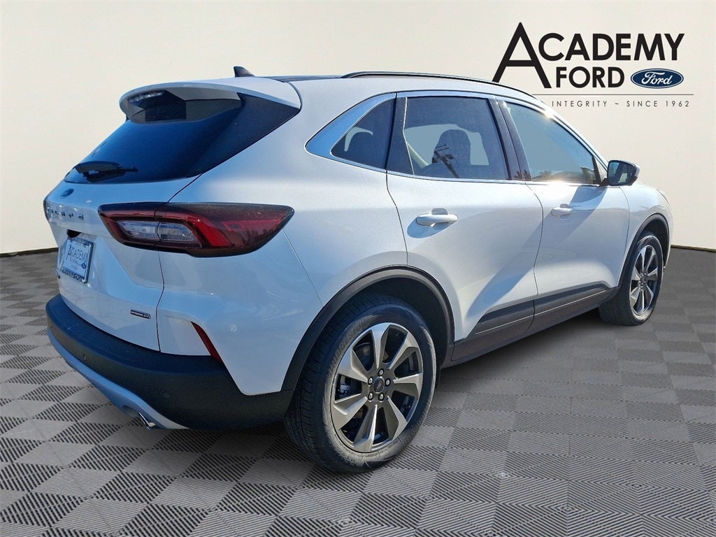 2025 Ford Escape Hybrid Platinum