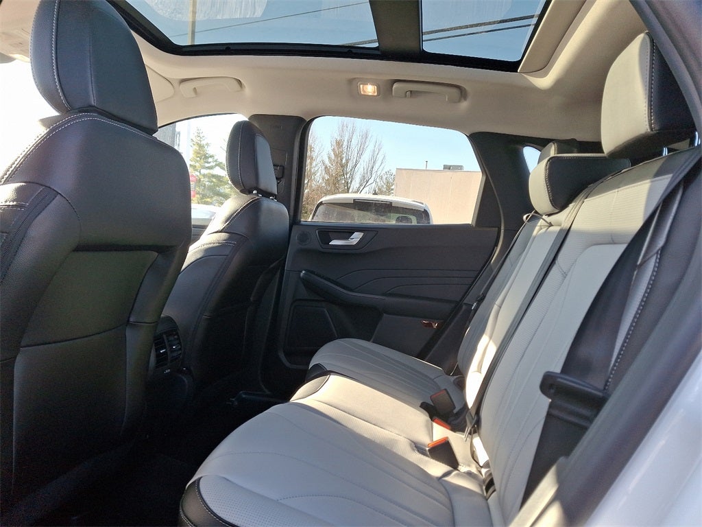 2025 Ford Escape Hybrid Platinum