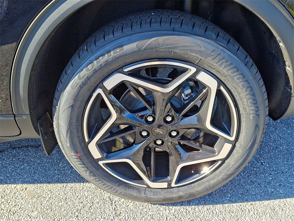 2026 Ford Escape Hybrid Platinum