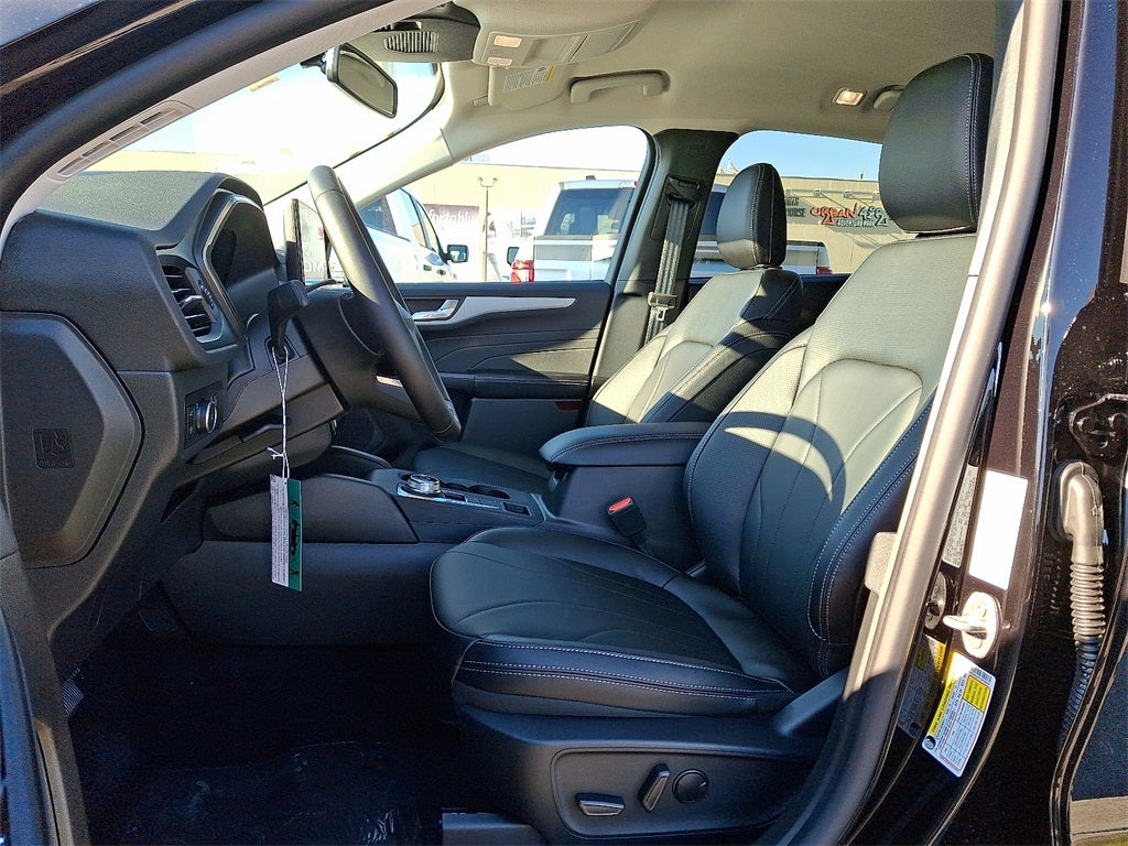 2026 Ford Escape Hybrid Platinum