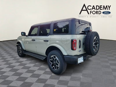 2026 Ford Bronco Outer Banks