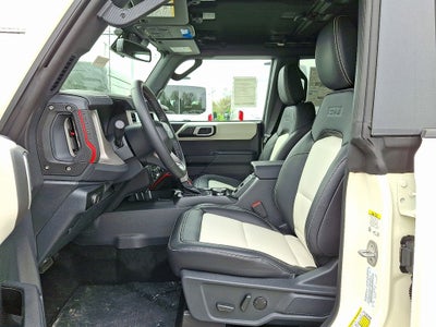 2026 Ford Bronco Outer Banks 60th Anniversary Package