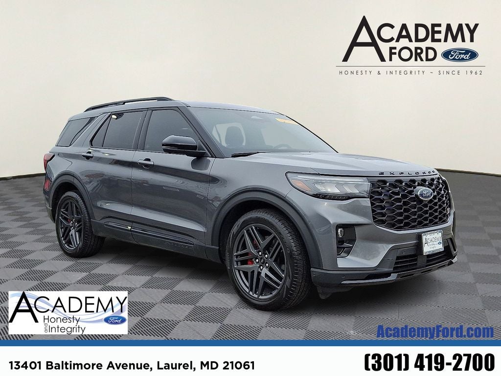 2025 Ford Explorer ST