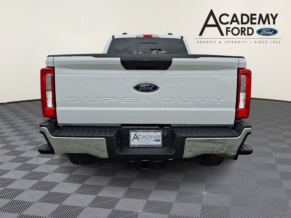 2023 Ford F-250SD XLT