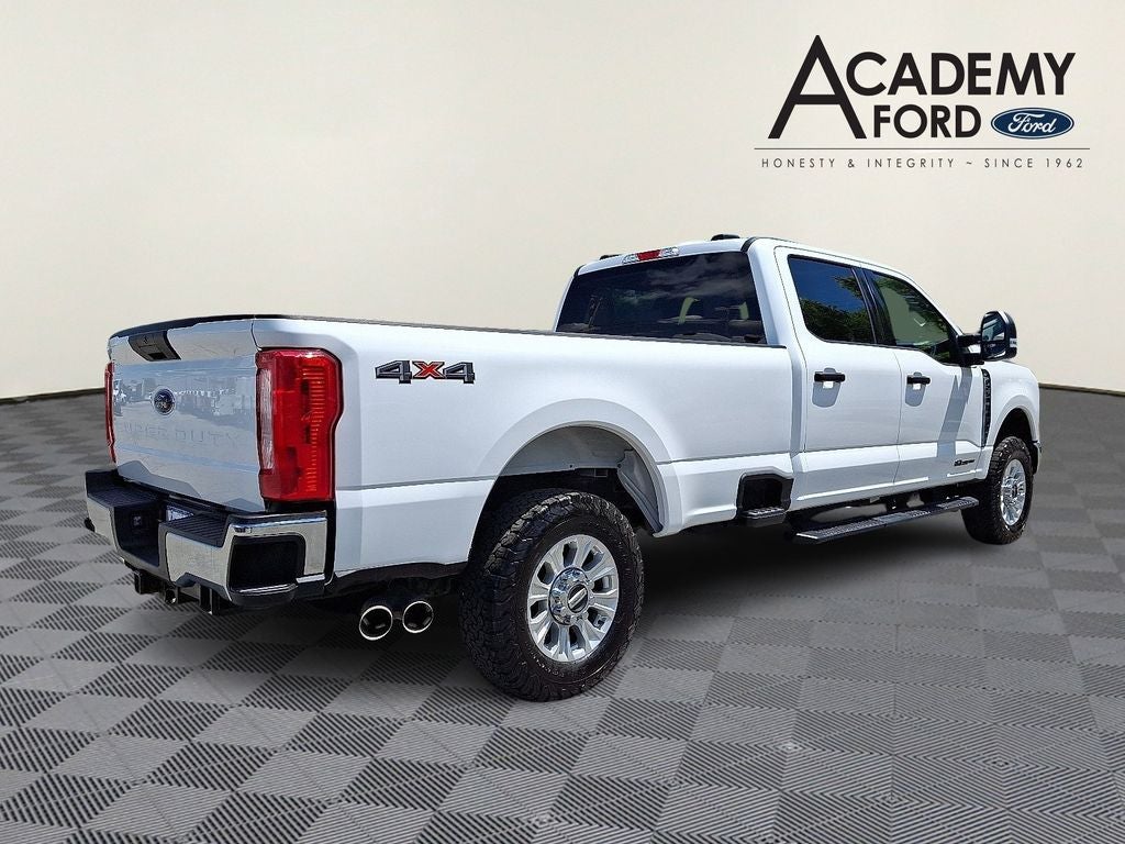 2024 Ford F-250SD XLT