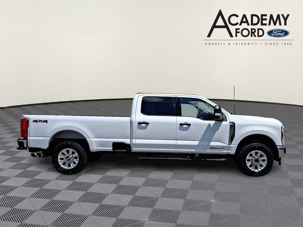 2024 Ford F-250SD XLT