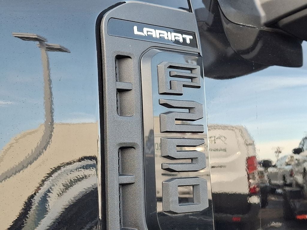 2023 Ford F-250SD Lariat