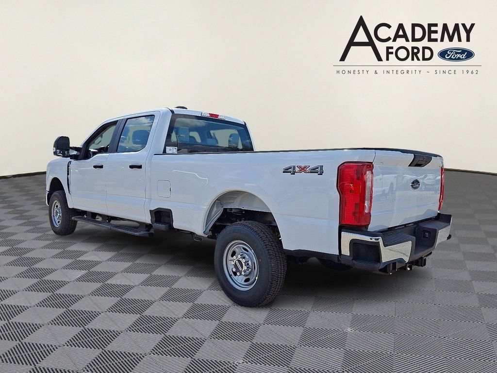 2026 Ford F-350SD Base