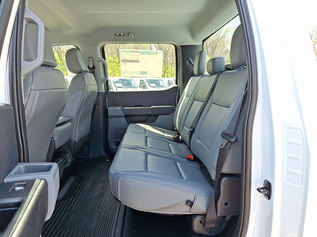 2026 Ford F-350SD Base