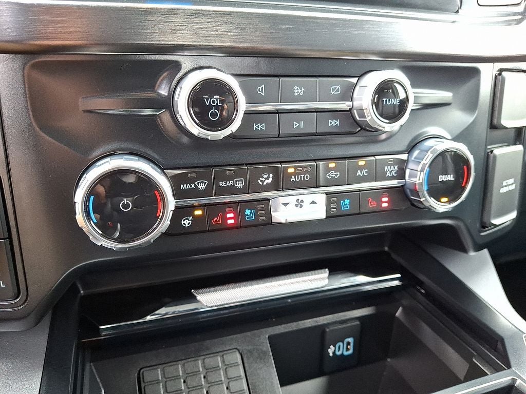 2024 Ford F-350SD Lariat
