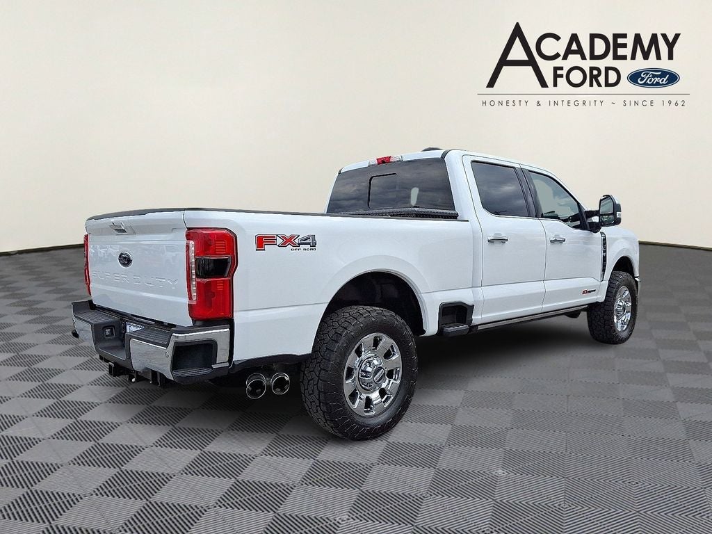2024 Ford F-350SD Lariat