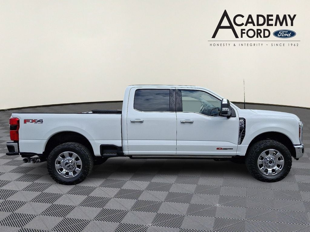 2024 Ford F-350SD Lariat