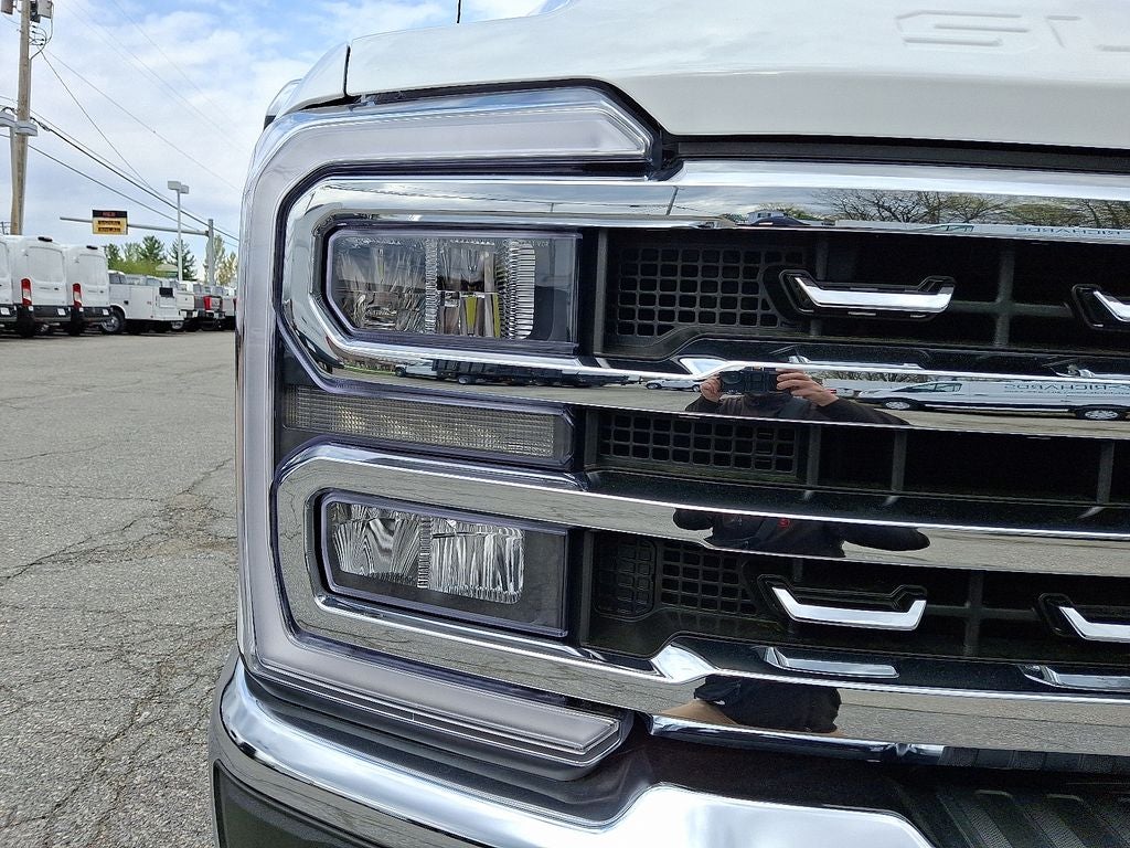 2024 Ford F-350SD Lariat