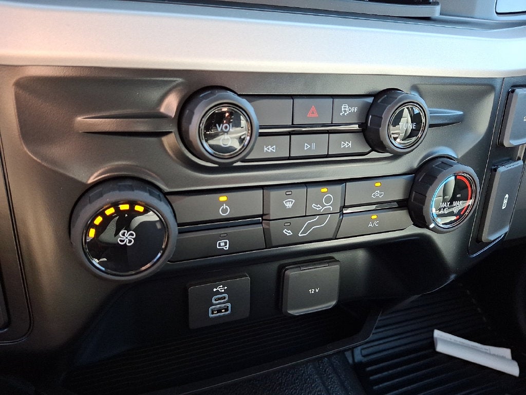 2027 Ford F-350SD XL