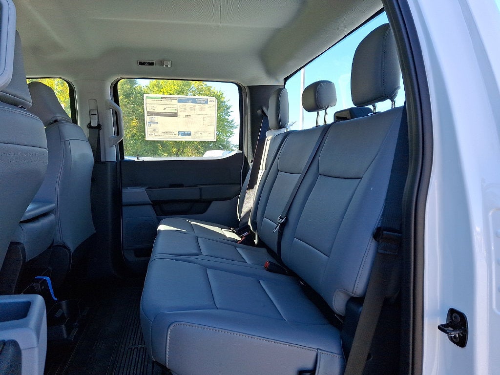 2027 Ford F-350SD XL