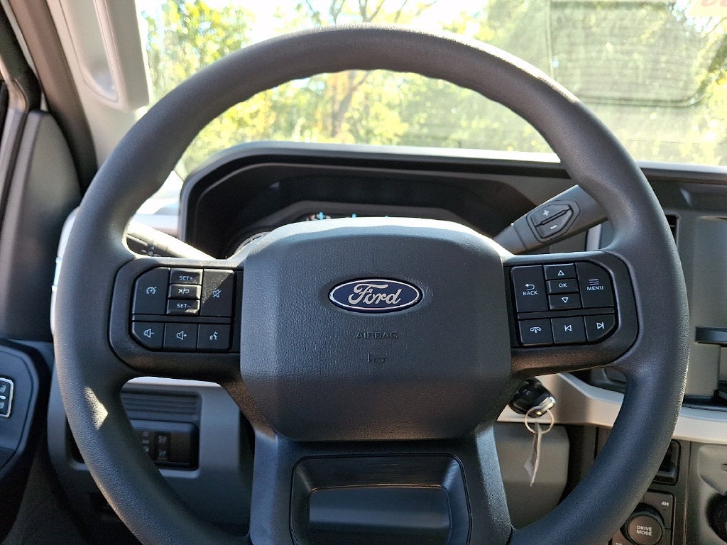 2027 Ford F-350SD XL