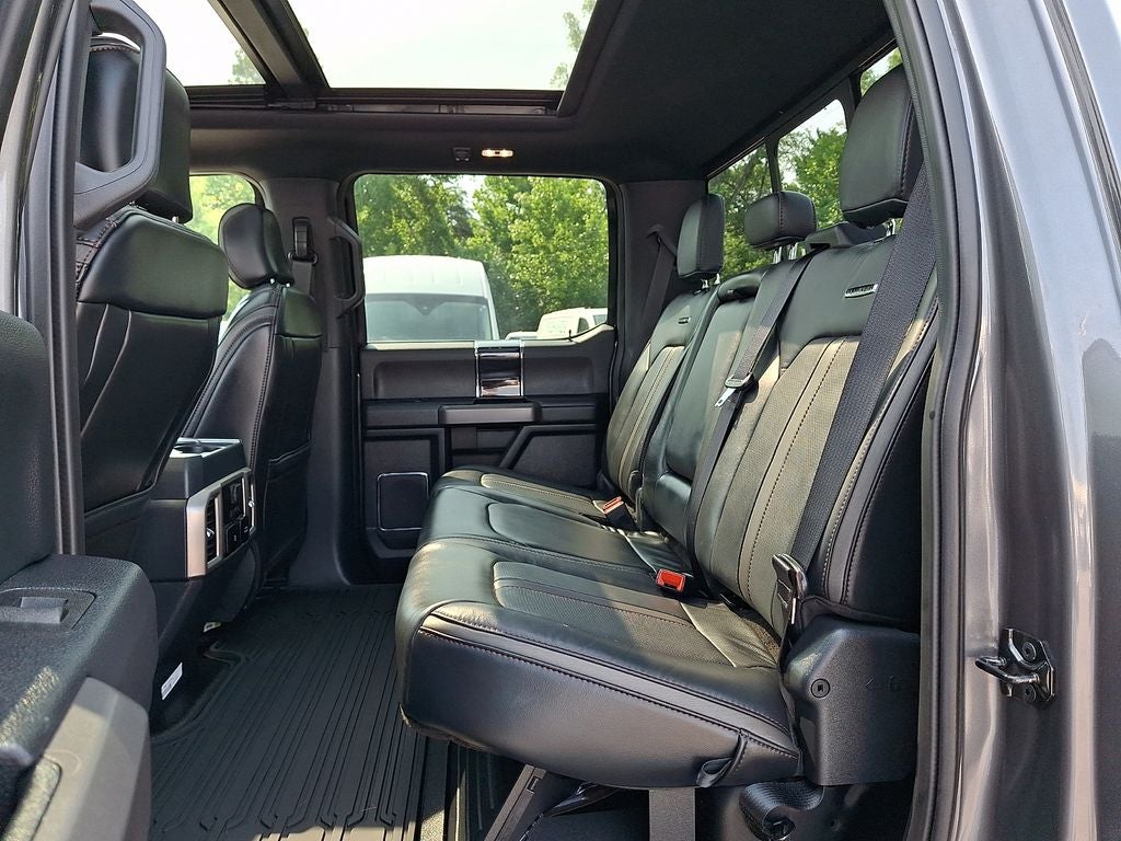 2022 Ford F-350SD Platinum
