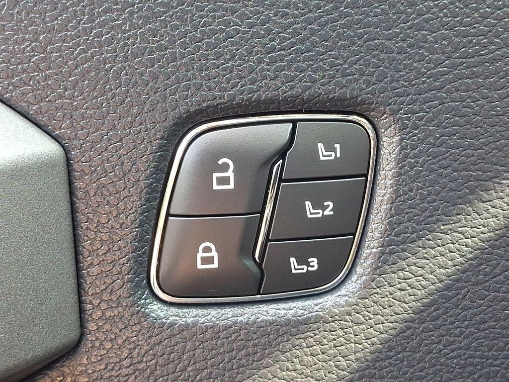 2022 Ford F-350SD Platinum