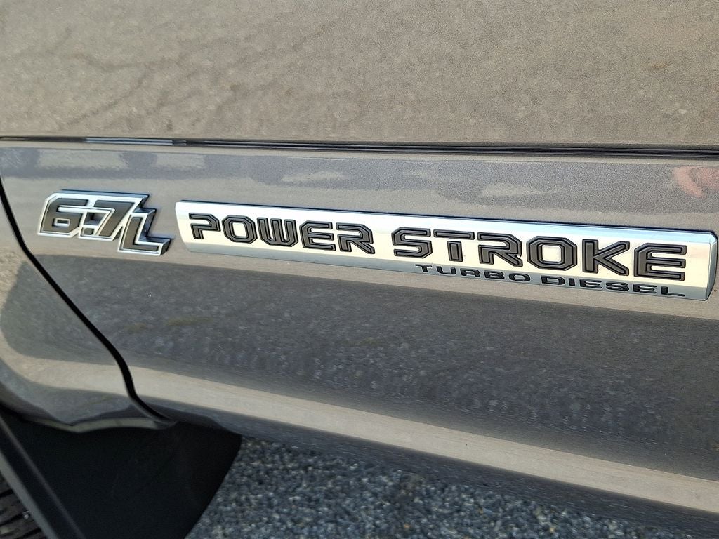 2022 Ford F-350SD Platinum