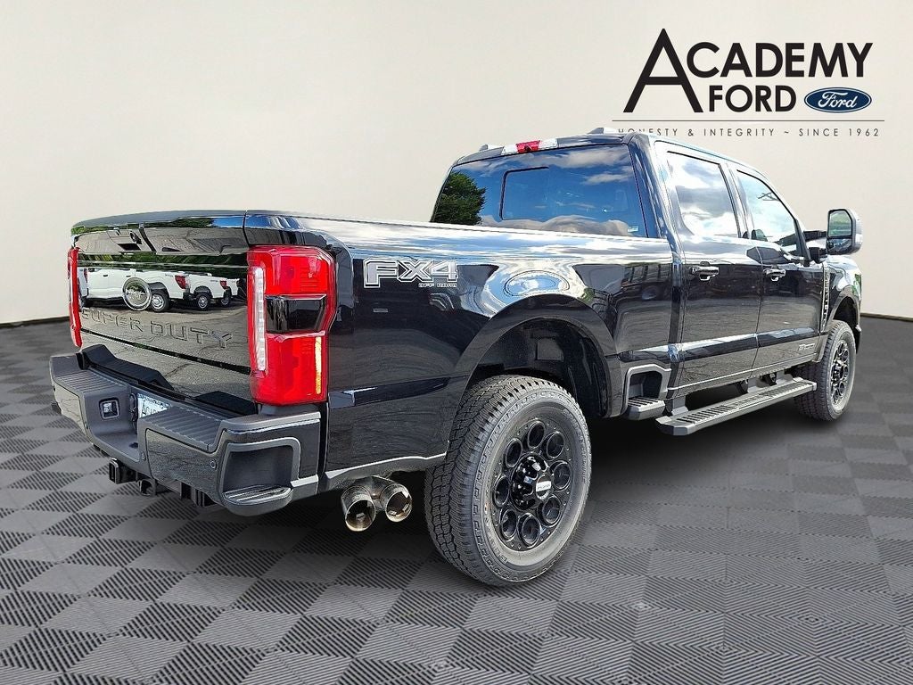 2026 Ford F-350SD Lariat