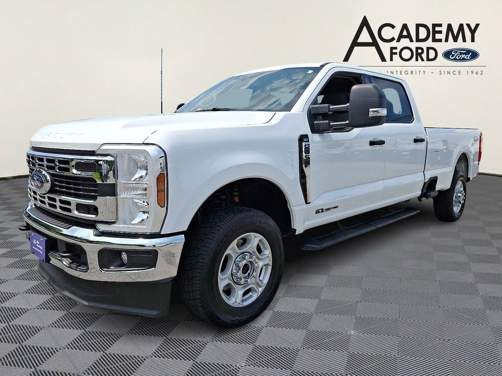 2025 Ford F-350SD XLT