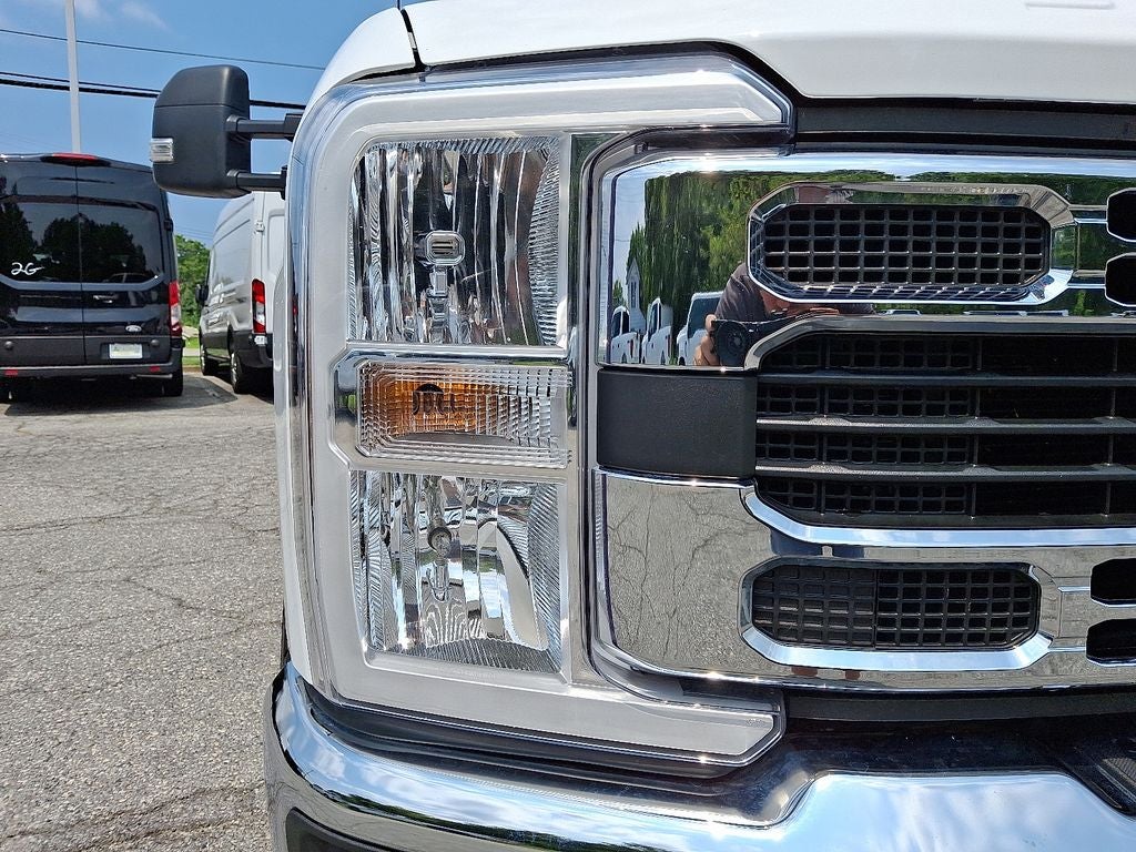 2025 Ford F-350SD XLT