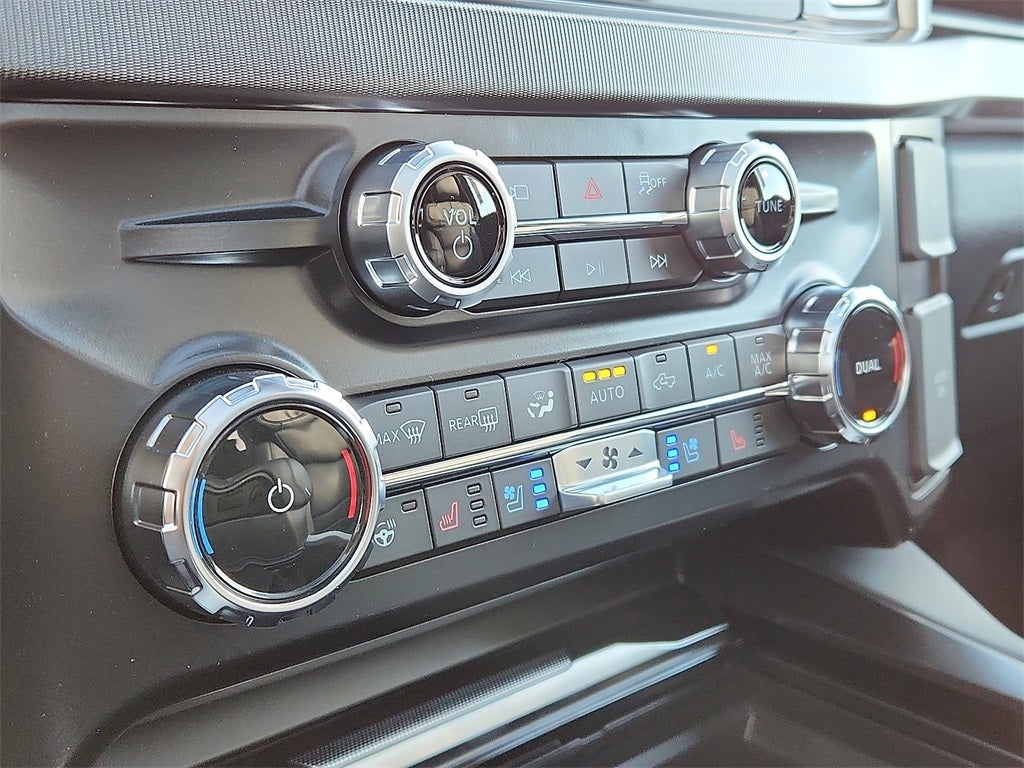 2026 Ford F-450SD Platinum DRW