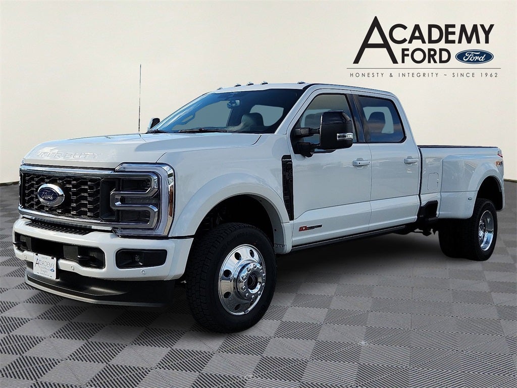 2026 Ford F-450SD Platinum DRW