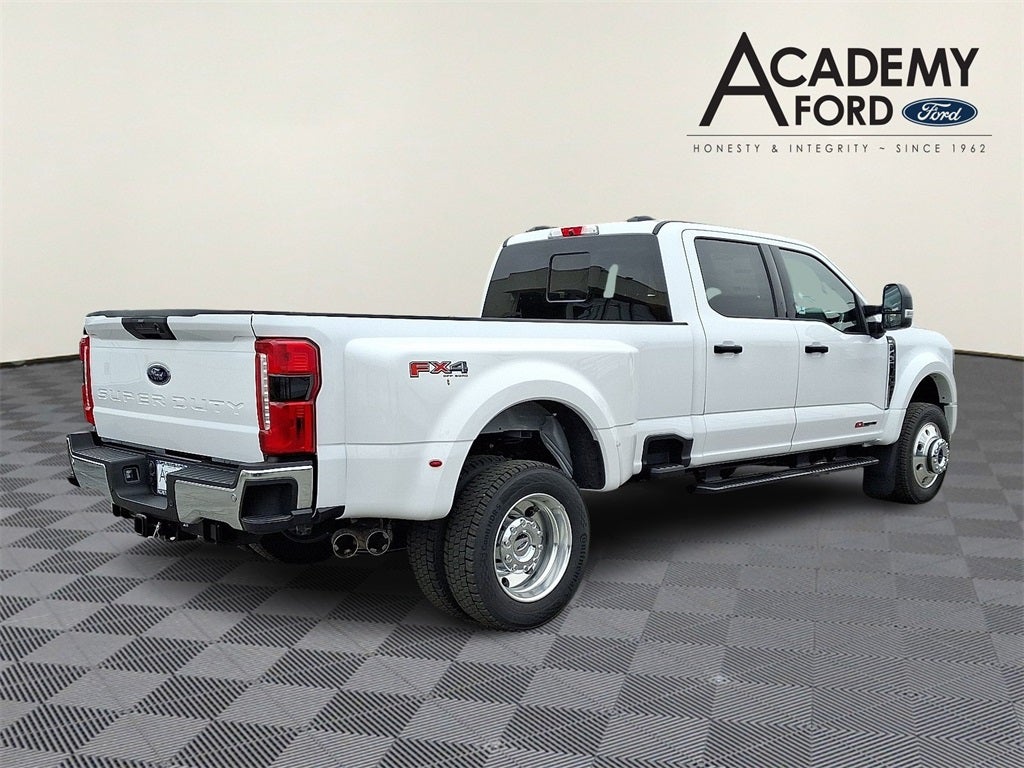 2026 Ford F-450SD DRW