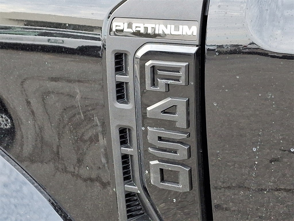 2026 Ford F-450SD Platinum DRW