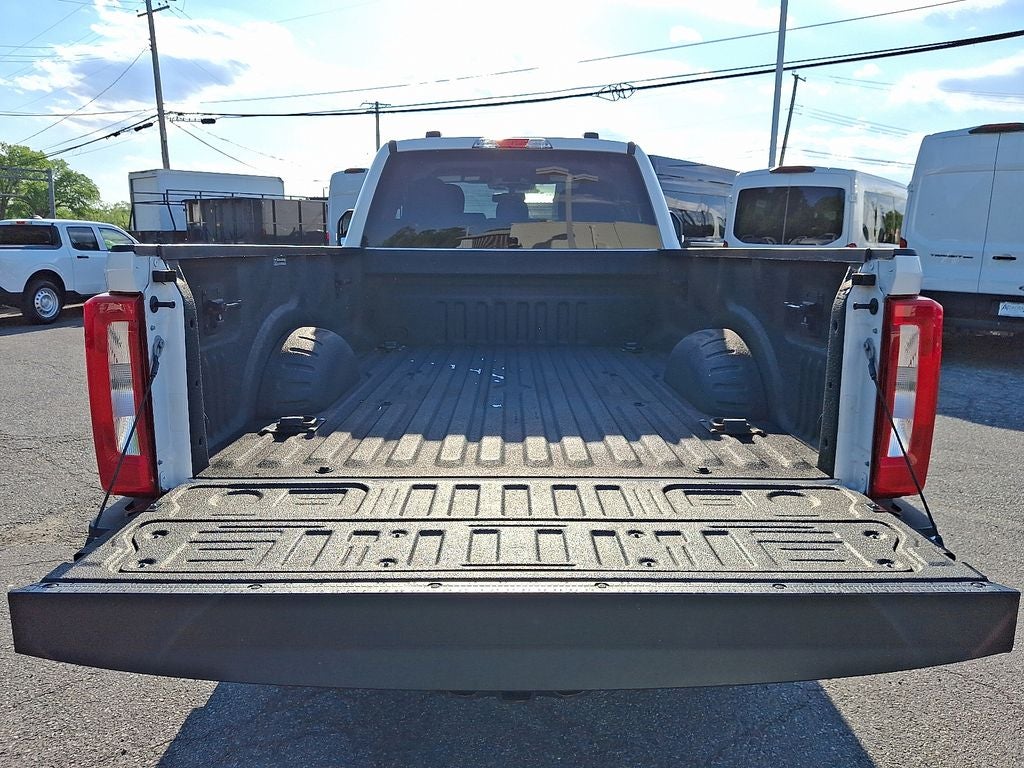 2023 Ford F-350SD XLT
