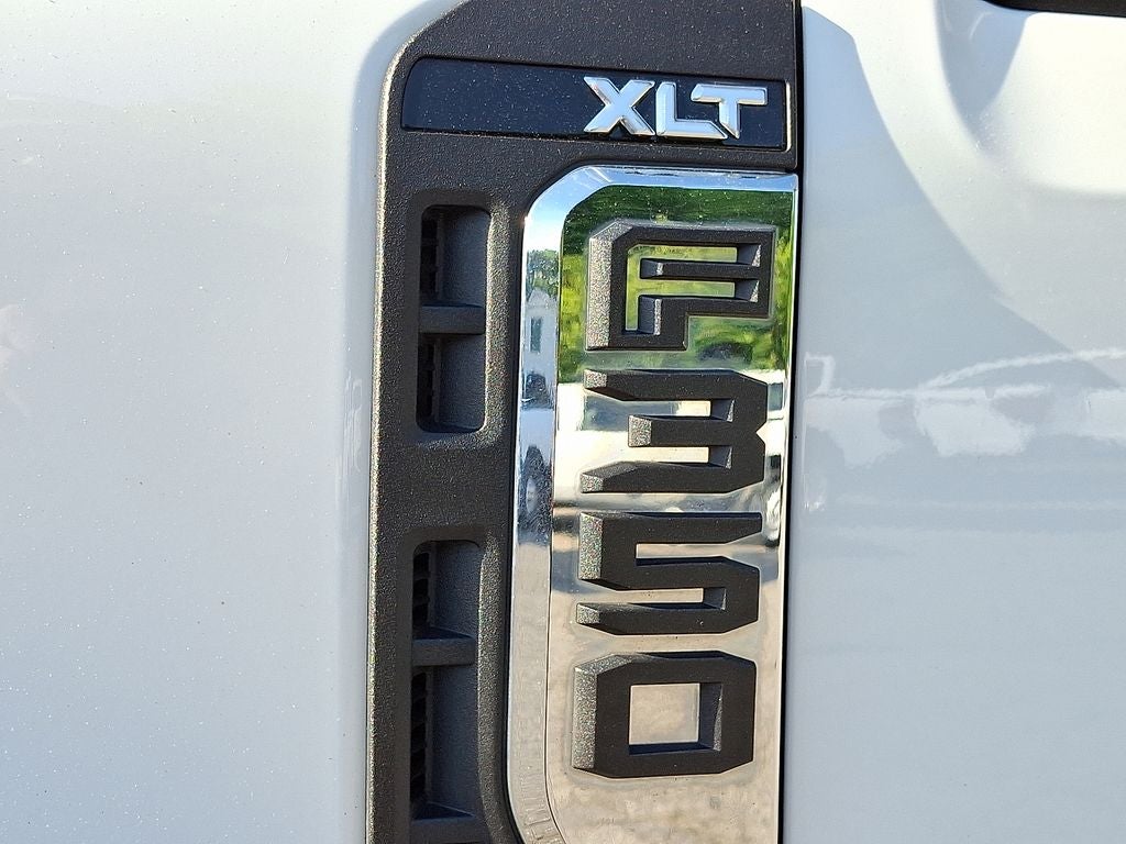 2023 Ford F-350SD XLT