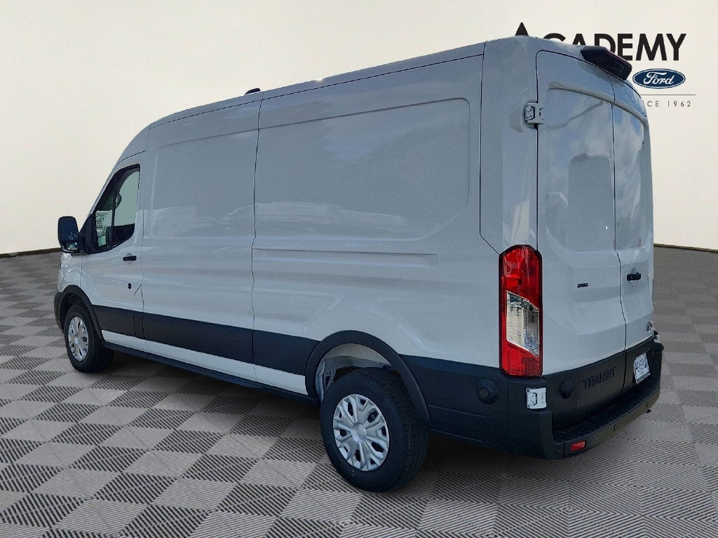 2027 Ford Transit-250 Base